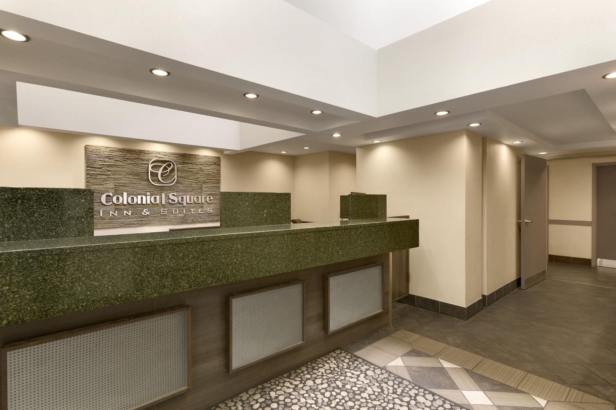 Colonial Square Inn & Suites Σασκάτουν Εξωτερικό φωτογραφία